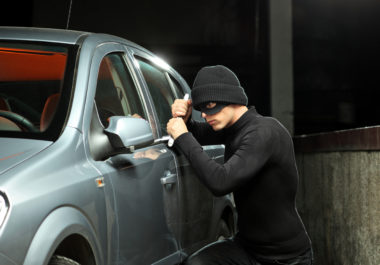 Sfaturi pentru a preveni furtul mașinii